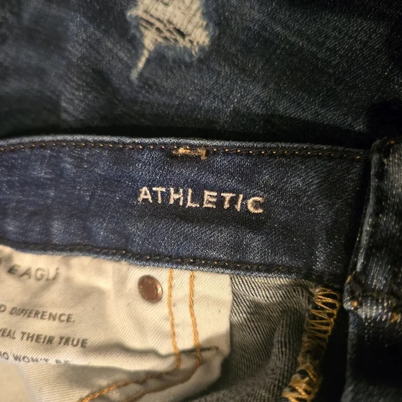 American Eagle Airflex Athletic Distressed Jeans - Picture 4 of 5